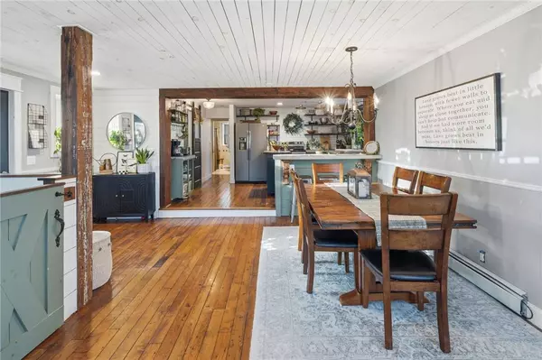 97 Angell RD, Cumberland, RI 02864