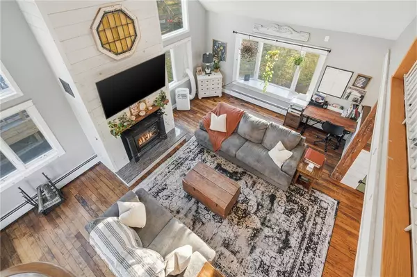 97 Angell RD, Cumberland, RI 02864