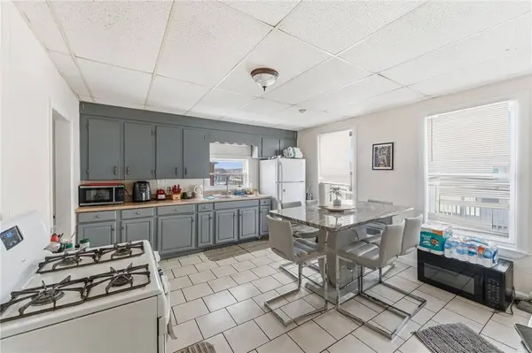 271 Elm ST, Woonsocket, RI 02895