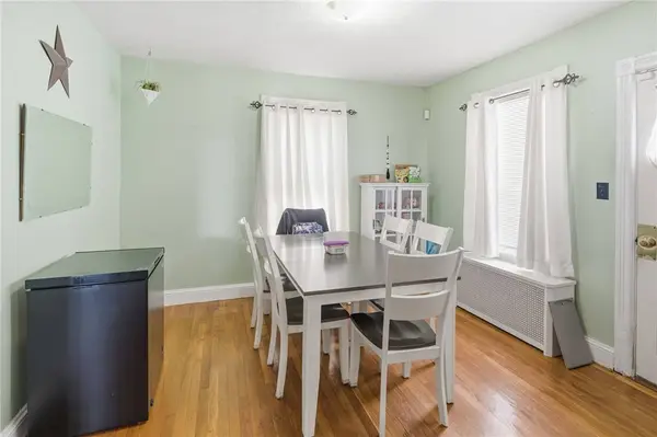 83 Fourth AVE, Woonsocket, RI 02895