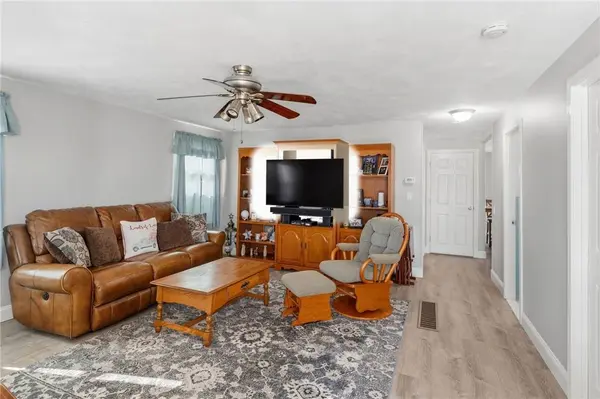 76 Lake ST, Pawtucket, RI 02860