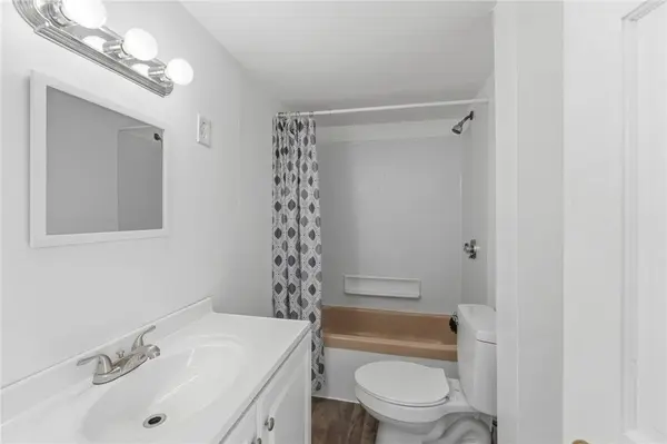 11 East DR, East Providence, RI 02916