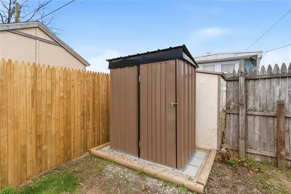 11 East DR, East Providence, RI 02916