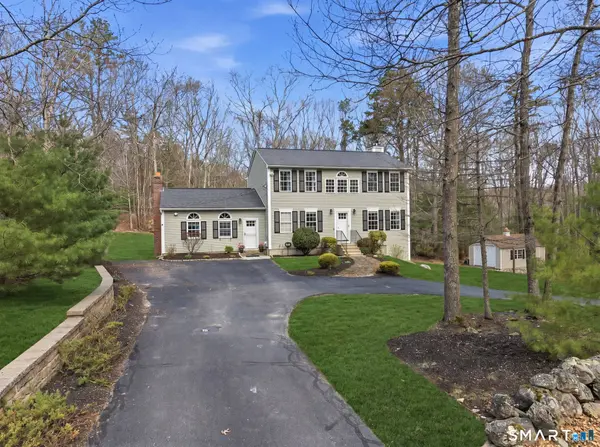 99 Browns Corner Road, West Greenwich, RI 02817