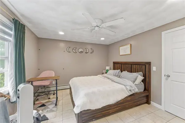 167 Central ST, Lincoln, RI 02838