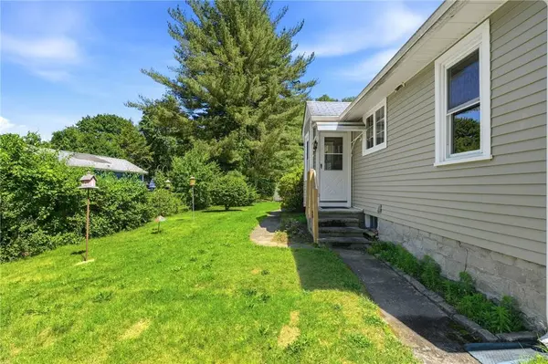 257 Union AVE, Burrillville, RI 02859