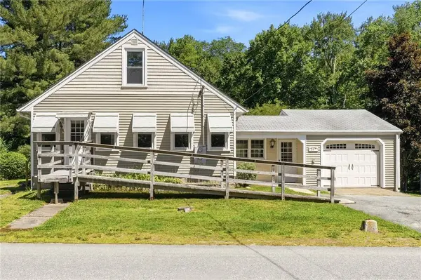 257 Union AVE, Burrillville, RI 02859
