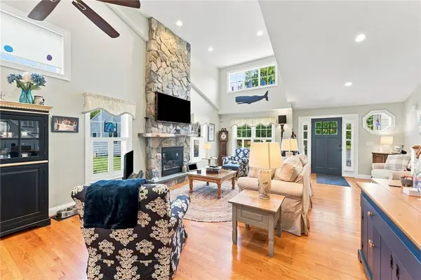 135 Brandywyne CT, South Kingstown, RI 02879