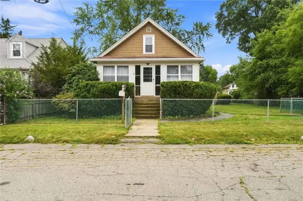 16 Beechcrest ST