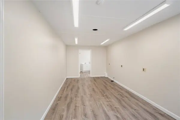250 Manville RD