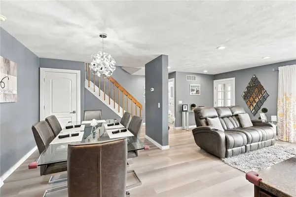200 Mayfield AVE #C7