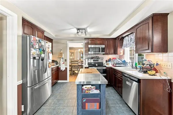 95 Thomas Leighton BLVD, Cumberland, RI 02864