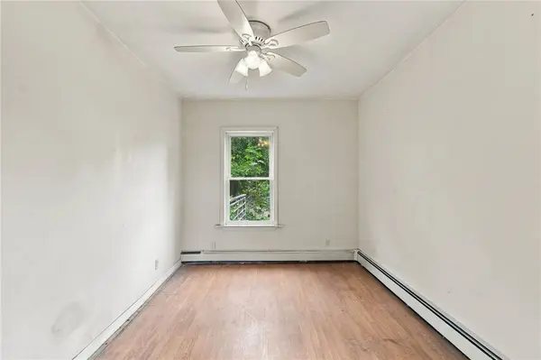 56 Summit ST, Woonsocket, RI 02895