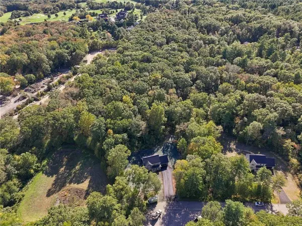 18 Elaine DR, Hopkinton, RI 02832
