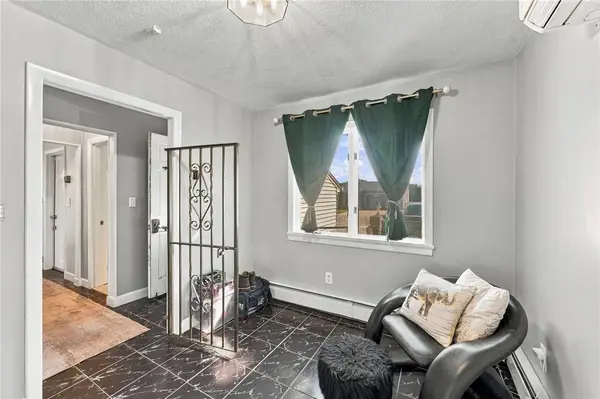 2 Rotary DR, Johnston, RI 02919