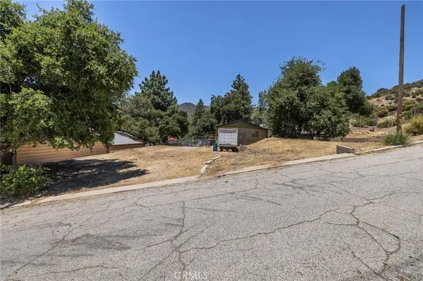 16008 Calle El Capitan, Green Valley, CA 91390