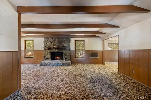 16013 Calle Hermosa, Green Valley, CA 91390