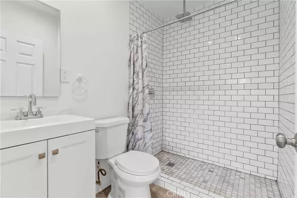 8112 Amestoy AVE, Van Nuys, CA 91406