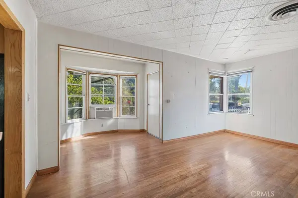 8103 Lullaby LN, Panorama City, CA 91402