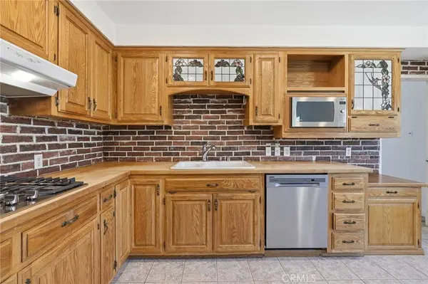 8451 Calvin AVE, Northridge, CA 91324