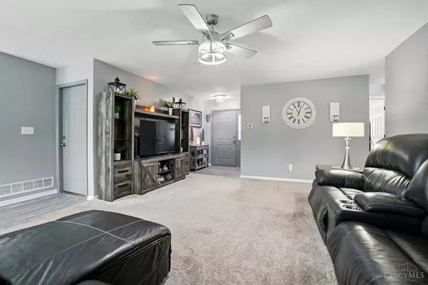 137 Sweet Gum Dr, Hamilton, OH 45013