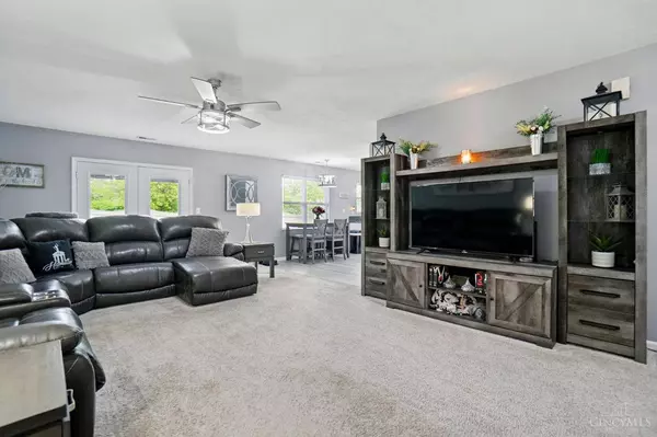 137 Sweet Gum Dr, Hamilton, OH 45013