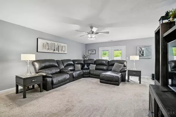 137 Sweet Gum Dr, Hamilton, OH 45013