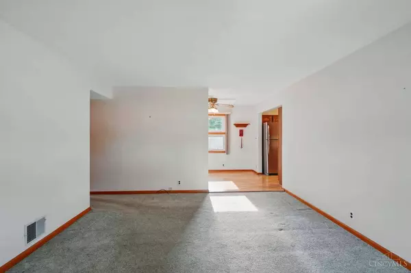 900 Kingston Dr, Hamilton, OH 45013