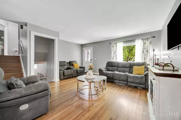 11415 Rose Ln, Forest Park, OH 45246