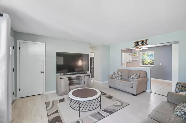 2470 Mardel Ct, Fairfield, OH 45014