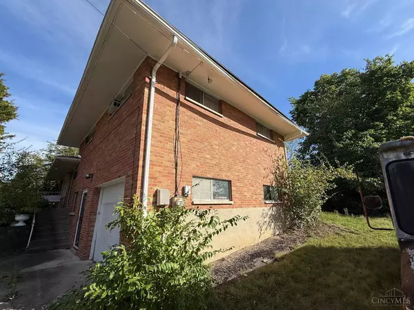 6940 Ellen Dr, Jefferson Twp, OH 45417