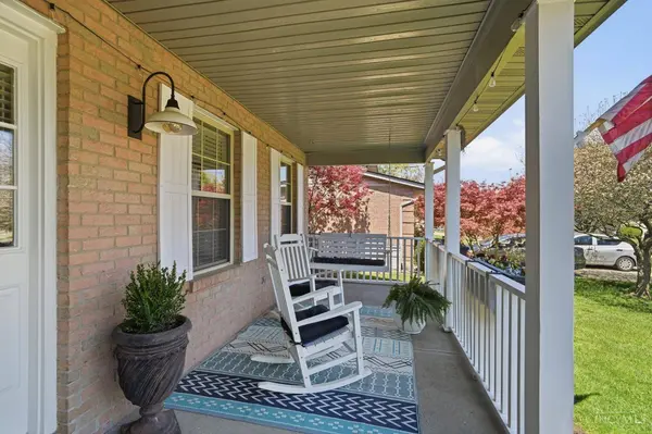 3350 Village Dr, Fairfield, OH 45014