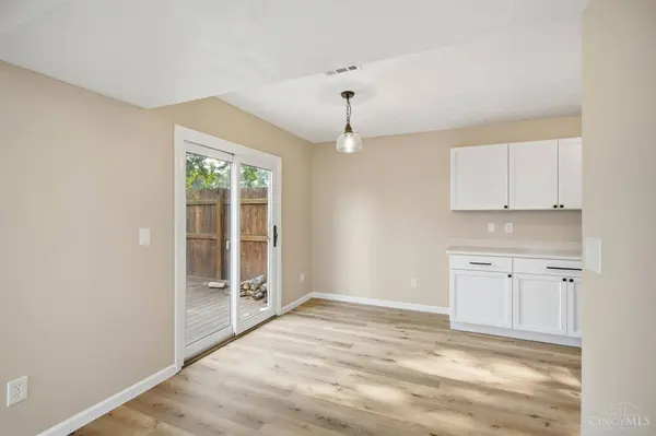 944 Fox Croft Pl, Trenton, OH 45067