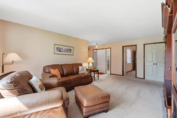 7321 Jean Dr, West Chester, OH 45069
