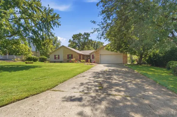 7321 Jean Dr, West Chester, OH 45069