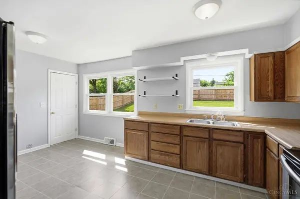 37 Beverly Dr, Hamilton, OH 45013