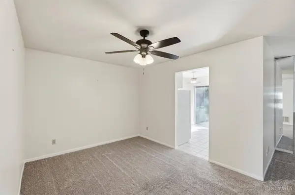 5207 S Eaglesnest Dr #83, Cincinnati, OH 45248