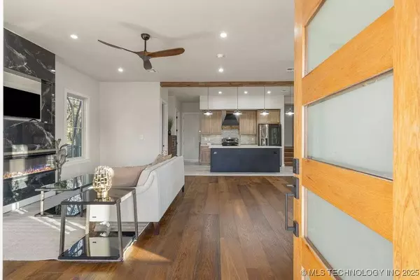 1717 W Newton ST, Tulsa, OK 74127