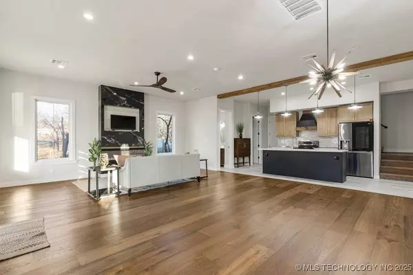 1717 W Newton ST, Tulsa, OK 74127