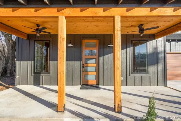 1717 W Newton ST, Tulsa, OK 74127