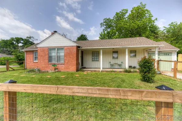 704 N Knoxville AVE, Tulsa, OK 74115
