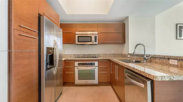 2681 N Flamingo Rd #306S, Sunrise, FL 33323