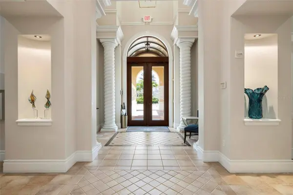 297 MARTELLAGO DR, North Venice, FL 34275