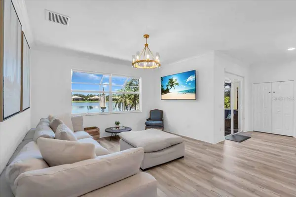 2146 SNAPDRAGON LN, Venice, FL 34292