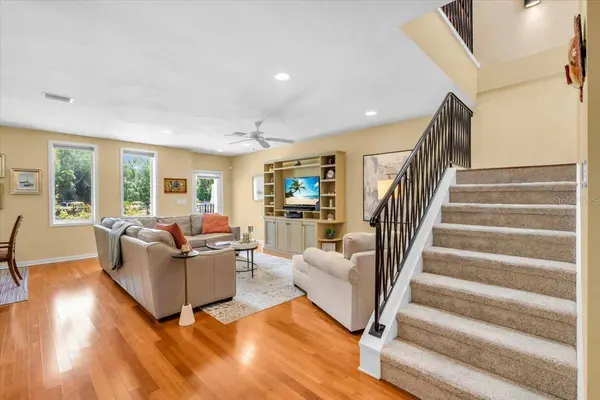 1685 LAUREL ST #4, Sarasota, FL 34236