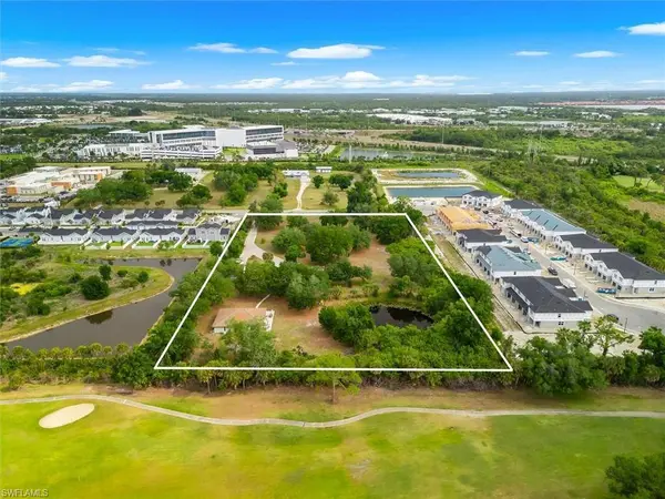 2900 Curry LN, Nokomis, FL 34275