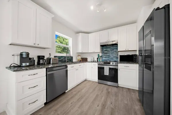 2375 BAHIA VISTA ST, Sarasota, FL 34239