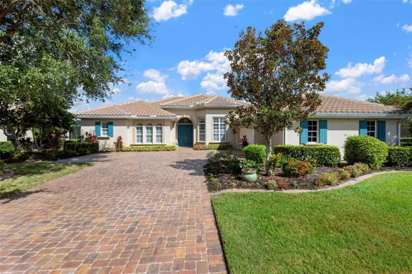 225 PESARO DR, North Venice, FL 34275