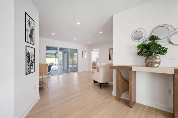 393 FLAMINGO DR, Venice, FL 34285