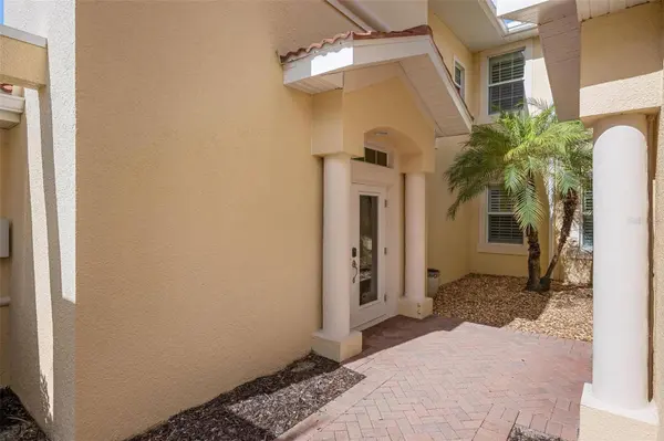 137 BELLA VISTA TER #33C, Nokomis, FL 34275